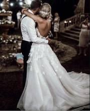 Laden Sie das Bild in den Galerie-Viewer, Sweetheart Wedding Dresses Bridal Gown with 3D Flowers