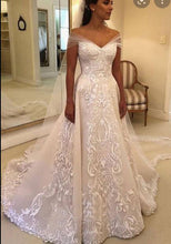 Load image into Gallery viewer, Unique Wedding Dresses Bridal Gown with Appliques Lace