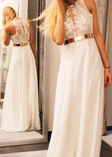 Laden Sie das Bild in den Galerie-Viewer, Elegant White Long Prom Dresses with Gold Sash